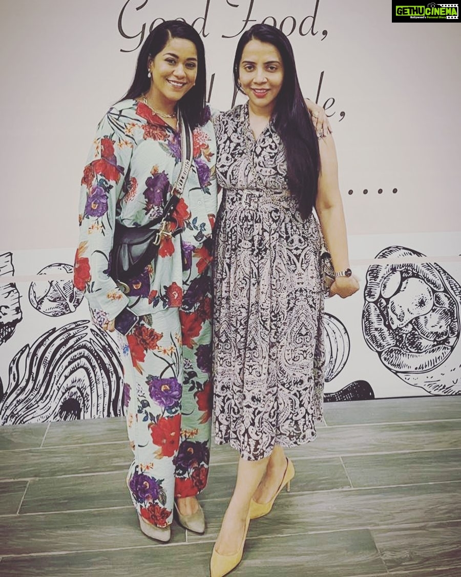 Mumaith Khan Instagram - You have brains in your head. You have feet in your shoes. You can steer yourself any direction you choose. You're on your own. And you know what you know. And YOU are the one who'll decide where to go...-Dr. Seuss๐. #acceptance #awesome #believeinyourself #respectyourself #care #dreams #encouragement #faith #grace #glitter #smile #stronger #peace #positivity #innerpeace #workhard #appreciation #selfesteem #selfrespect #motivation #wiser #wisdom #happiness #love #life ๐๐ธ๐