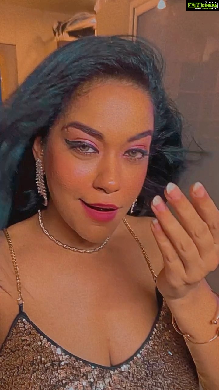 Mumaith Khan Instagram - I am enough of an artist to draw freely upon my imagination. Imagination is more important than knowledge. Knowledge is limited. Imagination encircles the world.-Albert Einstein😇. #acceptance #awesome #believeinyourself #respectyourself #care #dreams #encouragement #faith #grace #glitter #smile #stronger #peace #positivity #innerpeace #workhard #appreciation #selfesteem #selfrespect #motivation #wiser #wisdom #happiness #love #life 💖🌸😘