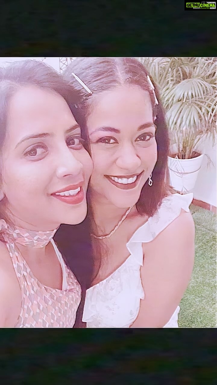 Mumaith Khan Instagram - When someone loves you, the way they talk about you is different. You feel safe and comfortable.-Jess C. Scott๐. #acceptance #awesome #believeinyourself #respectyourself #care #dreams #encouragement #faith #grace #glitter #smile #stronger #peace #positivity #innerpeace #workhard #appreciation #bestfriend #friendship #motivation #wiser #wisdom #happiness #love #life ๐๐ธ๐