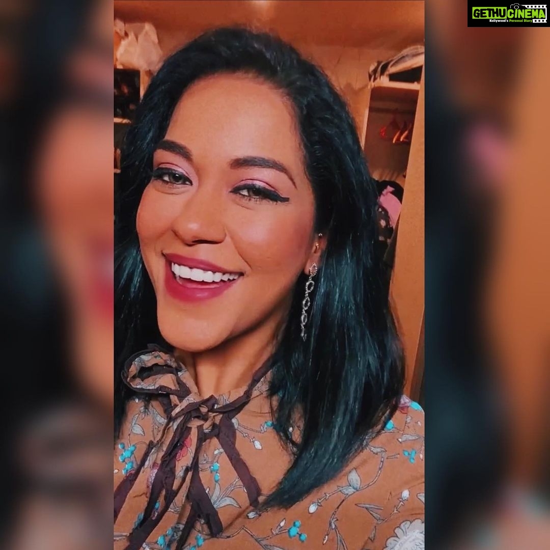 Mumaith Khan Instagram - Darkness cannot drive out darkness: only light can do that. Hate cannot drive out hate: only love can do that.-Martin Luther King Jr.π. #acceptance #awesome #believeinyourself #respectyourself #care #dreams #encouragement #faith #grace #glitter #smile #stronger #peace #positivity #innerpeace #workhard #appreciation #selfesteem #selfrespect #motivation #wiser #wisdom #happiness #love #life ππΈπ