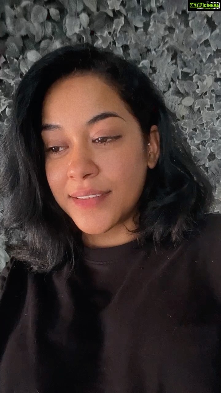 Mumaith Khan Instagram - We don't choose our talents; but we needn't hide them in a napkin because they are not just what we want.-Louisa May Alcott😇. #acceptance #awesome #believeinyourself #respectyourself #care #dreams #encouragement #faith #grace #glitter #smile #stronger #peace #positivity #innerpeace #workhard #appreciation #selfesteem #selfrespect #motivation #wiser #wisdom #happiness #love #life 💖🌸😘