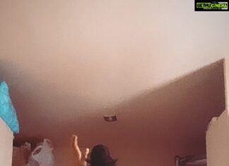 Mumaith Khan Instagram - Keep your best wishes, close to your heart and watch what happens-Tony DeLiso😇. #acceptance #awesome #believeinyourself #respectyourself #care #dreams #encouragement #faith #grace #glitter #smile #stronger #peace #positivity #innerpeace #workhard #appreciation #selfesteem #selfrespect #motivation #wiser #wisdom #happiness #love #life 💖🌸😘