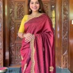 Nakshathra Nagesh Instagram – @afangelfashionz is the destination if you’re in the mood for beautiful sarees with stonework. So easy to drape and so pretty! Check out @afangelfashionz for more colours and designs. 

@afangelfashionz