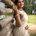 Nakshathra Nagesh Instagram - Makeup : @makeup_by_kez Outfit : @nirali_design_house Hair : @durga_hair_stylist Photography : @dilipkumar_photography Flowers : @chennaiweddingflorist Jewellery : @rajatamaya