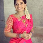 Nakshathra Nagesh Instagram – #beingsaraswathy #thamizhumsaraswathiyum half saree by @shreewins 💗