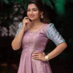 Nakshathra Nagesh Instagram - Outfit: theanarkalishop_official Photo & Video: @haran_official_ @shotsofgiri Shop This Outfit Online @ www.theanarkalishop.com