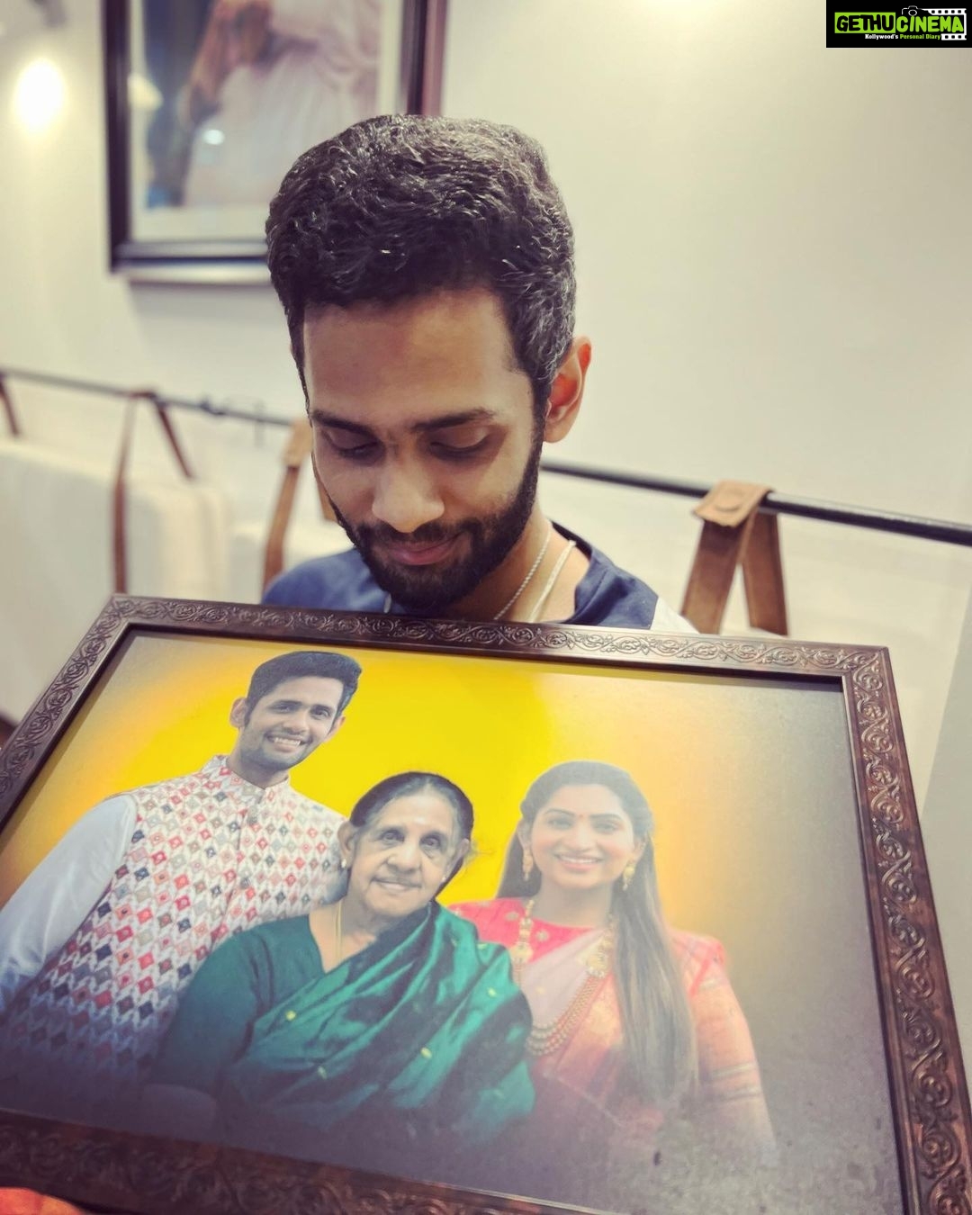 Nakshathra Nagesh Instagram - How Raghav values the relationships in his life has always been one of the most attractive attributes of his. His grandmother played a huge role in his upbringing and If we could have taken a picture like this at our wedding, it would have meant the world to him. I wanted to do something to make up for it, and that’s when I found @ajsmilesformiles! You should head to their page to understand how beautifully they make your dreams come true and gift us moments that feel like miracles. Thank you @ajsmilesformiles for pulling this off so beautifully. ❤️🤗