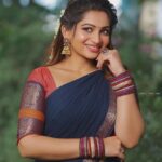 Nakshathra Nagesh Instagram - When you love all the photos, you post all the photos 😋 thank you team for the best Pongal shoot 😁 Mua @sharanyas_makeupartistry Hairdo @vanitha_makeover Outfit @shansika1 Jewels @chennai_jazz Captured by @single_sparrow_photography
