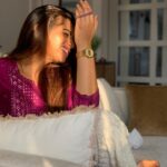 Nakshathra Nagesh Instagram – The golden hour at home. #happydays 
📸 by 🎵