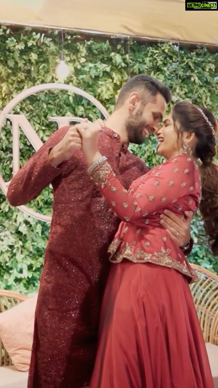 Nakshathra Nagesh Instagram - The beginning of my #happilyeverafter 🧿✨ thank you #starbridesquad for making a simple evening so magical. @shotsofgiri this video is so special to us and so are you! #NakshufoundherRagha #starbridesquad Decor @eventjunctionchennai Hair @mani_stylist_ Groom makeover @chella_hair_makeup My outfit @ridh.thefabricstudio @nirali_design_house Glam squad @yesu_thebunny @profile_makeover Photography my darling @haran_official_ FULL VIDEO COMING SOON ON YouTube! #linkinbio