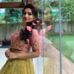 Nakshathra Nagesh Instagram - #AD Check out the Amazon mega fashion sale to shop your upcoming festive/wedding looks! 😍 @amazonfashionin #getstyledwithamazon #linkinbio
