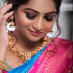 Nakshathra Nagesh Instagram - @preethiartistry - Makeup @sajna_bridal_wear_designer - designer @grb_silks -saree @ajay_shadowsphotography - photographer @nazia_hair_and_makeup - hair stylist @new_ideas_fashions - jewellery @blossom_bridal_flowers - flowers