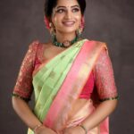 Nakshathra Nagesh Instagram - Pastel kanchis from The S studio ! @theSstudioclothing Pastels can never go wrong, so does this Pista green Kanchi silk saree from The S studio, who specialize in elegant, one of a kind kanchi silks apt for this festive season! Saree: @theSstudioclothing Blouse: @ishithaa_design_house Photography: @redboxphotography Jewellery: @parampariya Makeup: @priyadharshini.makeupartist Hairstyling @mani_stylist_ Saree draping @mahe_bridalist Flowers: @yuki_bridal
