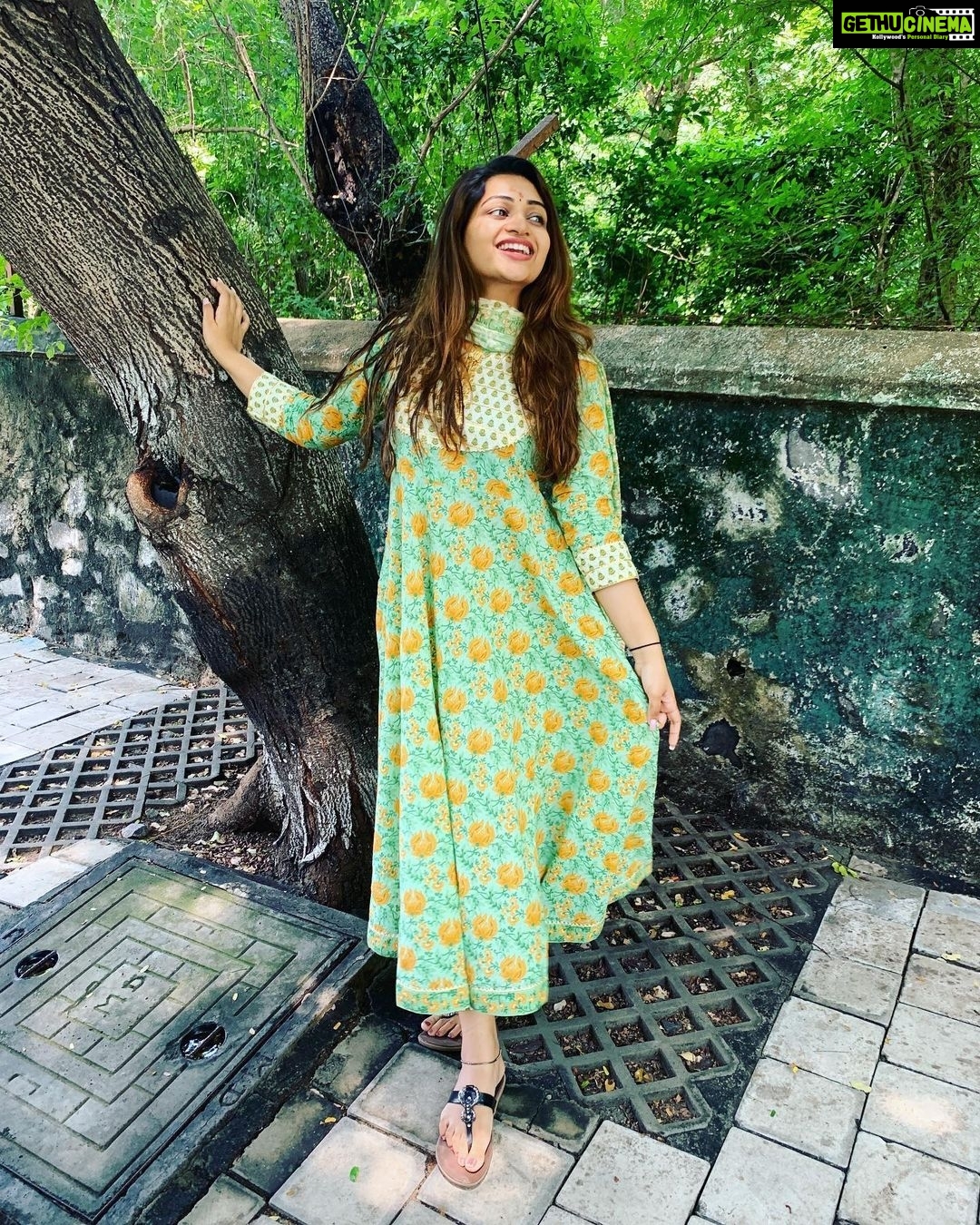 Nakshathra Nagesh Instagram - Congratulations on your 50th @jyotika. Over the years, we have seen you entertain us and continue to do so. Last night, I got a chance to watch #Udanpirappe on @primevideoin with my family and it made me feel special having my parents & sibling next to me. Thank you for bringing this gem to us.