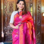 Nakshathra Nagesh Instagram - Kundan handcrafted collections of Varunamdesignstudio is directly from Jaipur.The designs can be customised as per customer request .Varunam pochampalli Sarees’s are hand oven with exclusive designs and hand block prints can be done on any kind of Sarees on order basis.@varunamdesignstudio