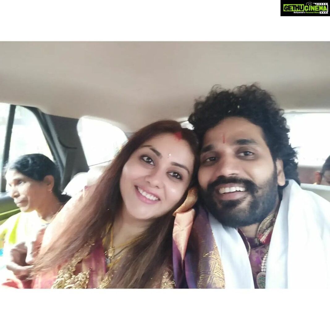 Namitha Instagram - 4 years of Fixing You up ,And of Trusting You to Fix Me too ! Thank you for Being Mine Hubbygaru @m_v_chowdhary 😍 I am Shouting from the Rooftop! Happy Wedding Anniversary Jaanu ! 🥂💯💋 #wolfguard #happyweddinganniversary