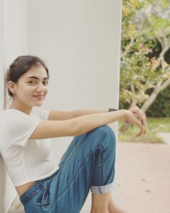 Nazriya Nazim Instagram - 😊 📸: @naveen_nazim 🤓