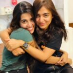 Nazriya Nazim Instagram - Reunited with my bae 👯‍♀️❤️ #allthingslove #squishy #happiertogether