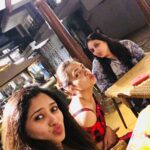 Nazriya Nazim Instagram - Throwback to New Years ....miss u all !!! 😘😘😘