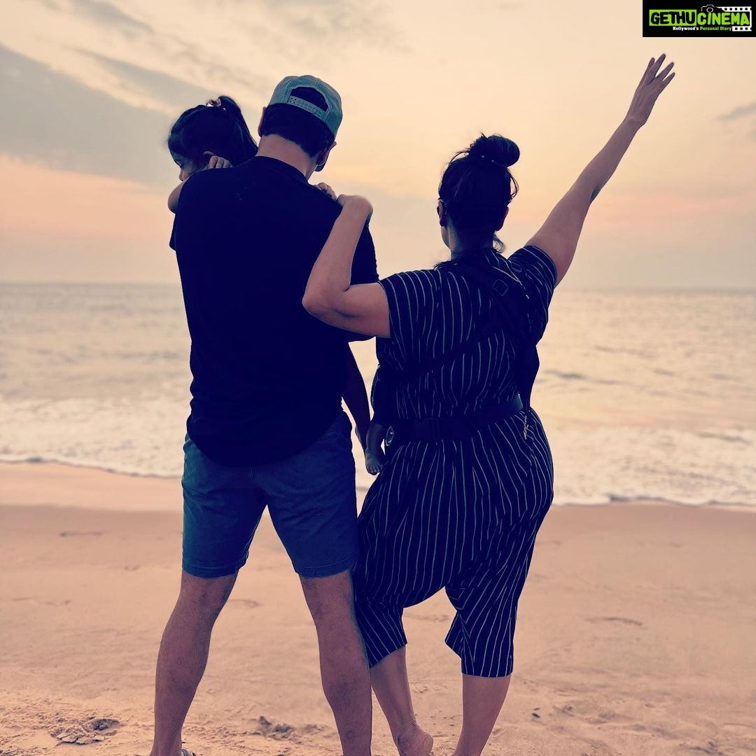 Neha Dhupia Instagram - No regrets, no resolutions only gratitude 🙏🏻 #bye2021 … be kind 2022 🧿❤️