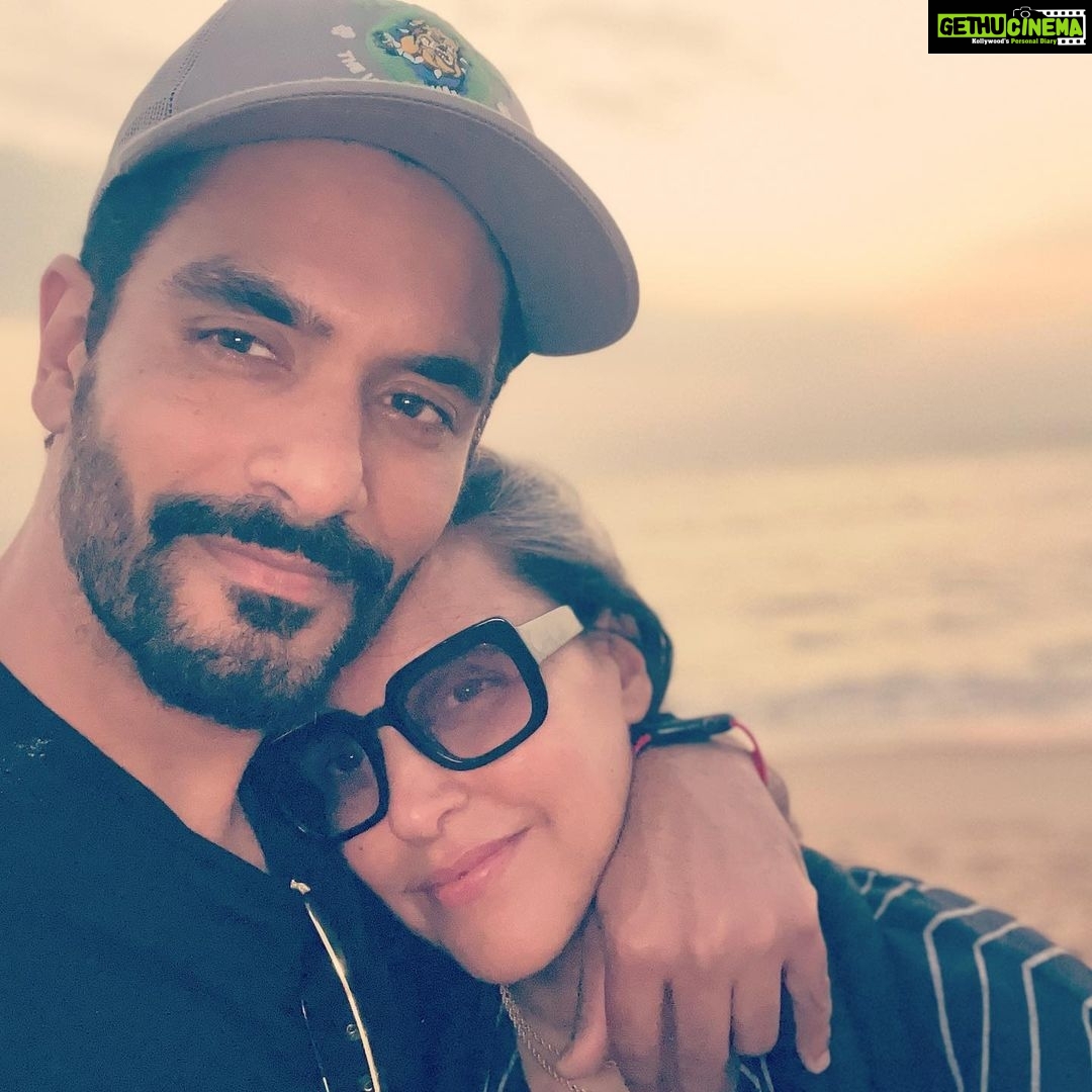 Neha Dhupia Instagram - No regrets, no resolutions only gratitude 🙏🏻 #bye2021 … be kind 2022 🧿❤️