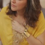 Neha Dhupia Instagram - For the love of #ootd @devrnil @amrapalijewels @karishma.joolry styled by @aasthasharma @iammanisha … #reels #reelsinstagram #reelitfeelit #reelkarofeelkaro #nehadhupia ❤️ muah @anjaliverma_makeup 📸 @ikshitpatel