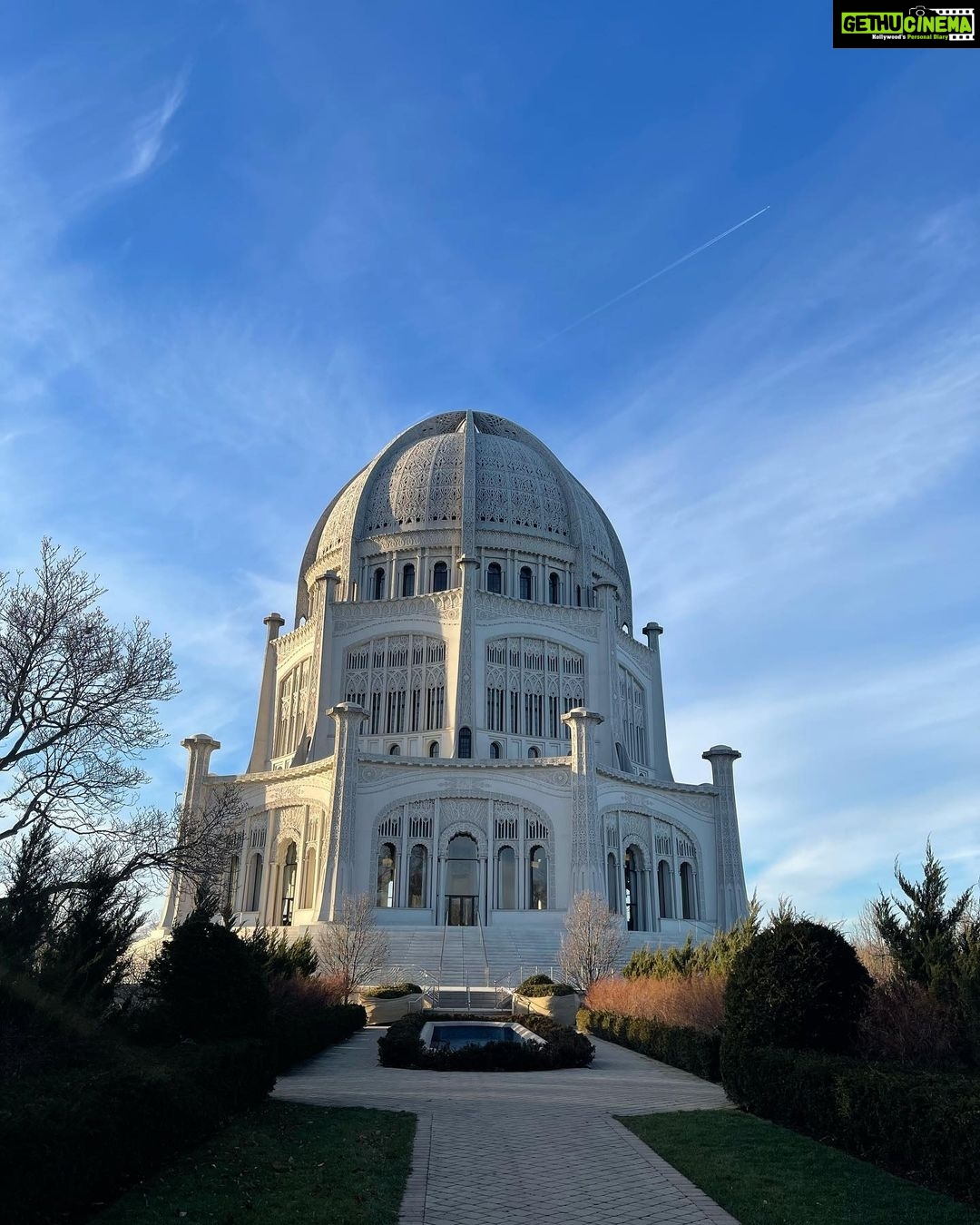 Neha Sharma Instagram - This place was all things magic 💫 #nofilterneeded #chicago Baha'ï Temple Chicago