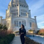 Neha Sharma Instagram – This place was all things magic 💫 #nofilterneeded #chicago Baha’ï Temple Chicago