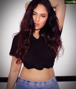 Nikesha Patel Instagram - #photooftheday #indianactress #model #wales #cardiff #indianactors  #instagood