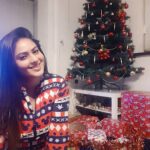 Nikesha Patel Instagram – Look at all mg gifts!!! Cant wait #christmasdecor #christmastime #christmas2019 #christmasday #christmastree #christmasgifts #christmasincardiff #christmas🎄