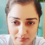 Nikita Thukral Instagram – Good morning never let the child in you die. 🤣😀#nikitathukral #nomakeup