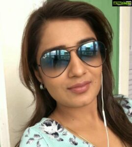 Nikita Thukral Instagram - Love for glares perfect for monsoon season. #rayban #blueglares