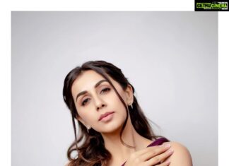 Nikki Galrani Instagram - Soul on Fleek 🌸 Make up by @ramya_mua Hair by @sabitha_seenu_hairstylist Shot by @kiransaphotography