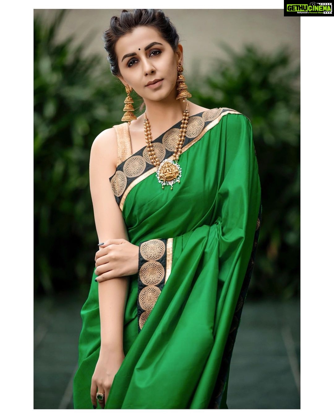 Nikki Galrani Instagram - Create the highest, grandest vision possible for your life, because you become what you BELIEVE ✨ Outfit by @bluedoor.the Jewellery by @chennaidiamonds Make up & Hair by @naturalssalon Styled by @prathishta Shot by @kiransaphotography