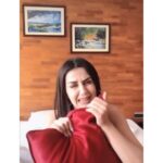 Nikki Galrani Instagram – Excited to be a part of the Tata Tea Chakra Gold #EnVazhiTamizhVazhi dialogue challenge.
Encourage all of you to participate by just uploading a video with your favourite Tamil dialogue on @tatateachakragold with #EnVazhiTamizhVazhi hashtag and win prizes.
I nominate @praawn @shwetaravi27 @sherine_rheeman @prathishta to do this challenge.
Can’t wait to see all your awesome entries, upload them soon guys ♥️