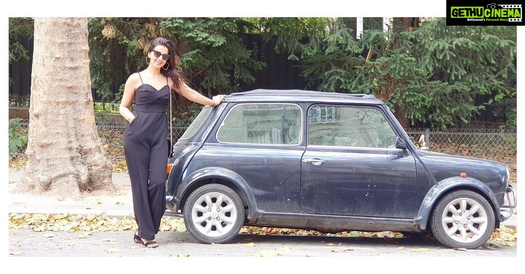 Nikki Galrani Instagram - Found your car painted in blue 😋 Mr Bean, where you at?😋😆#90sKids #MrBeansCar #MrBean