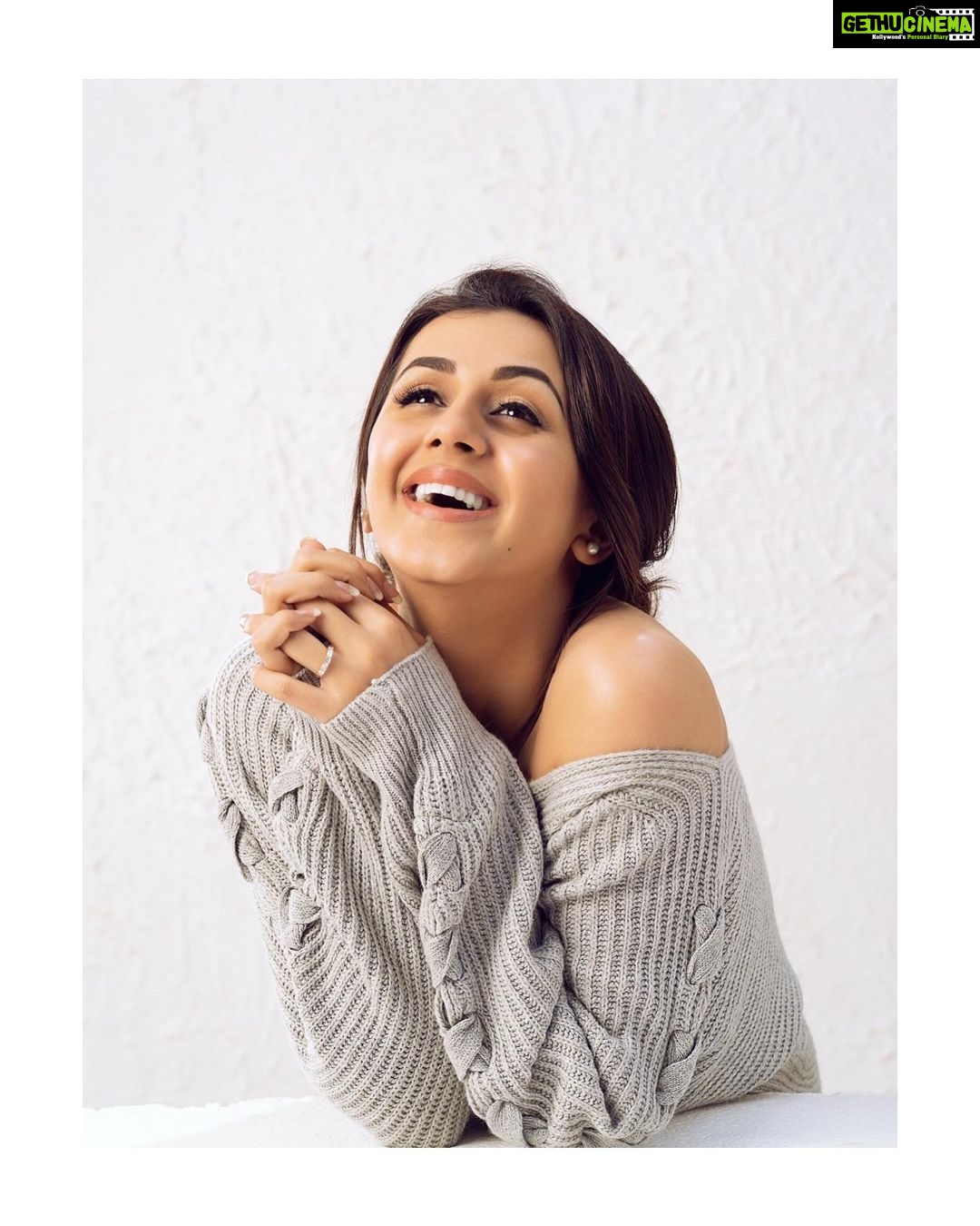 Nikki Galrani Instagram - You all make my heart Smile🐰🖤 @prachuprashanth x @danam_mua x @geethy_anand