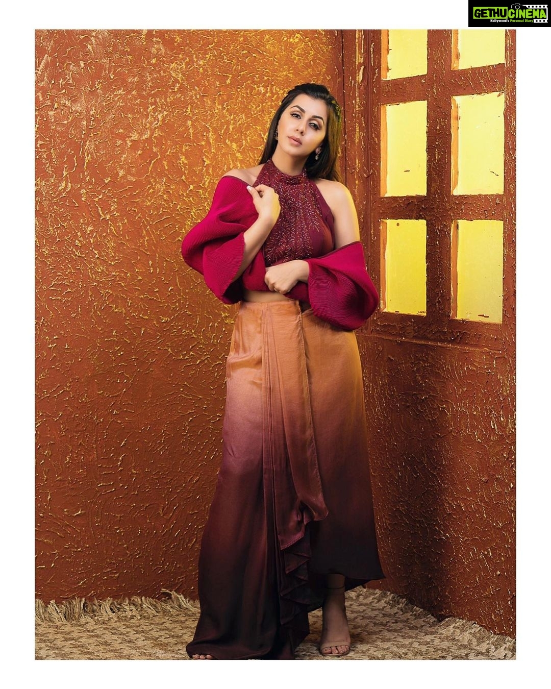 Nikki Galrani Instagram - πΊπ§π»ββοΈβ¨ @studio149 x @prachuprashanth x @danam_mua x @geethy_anand