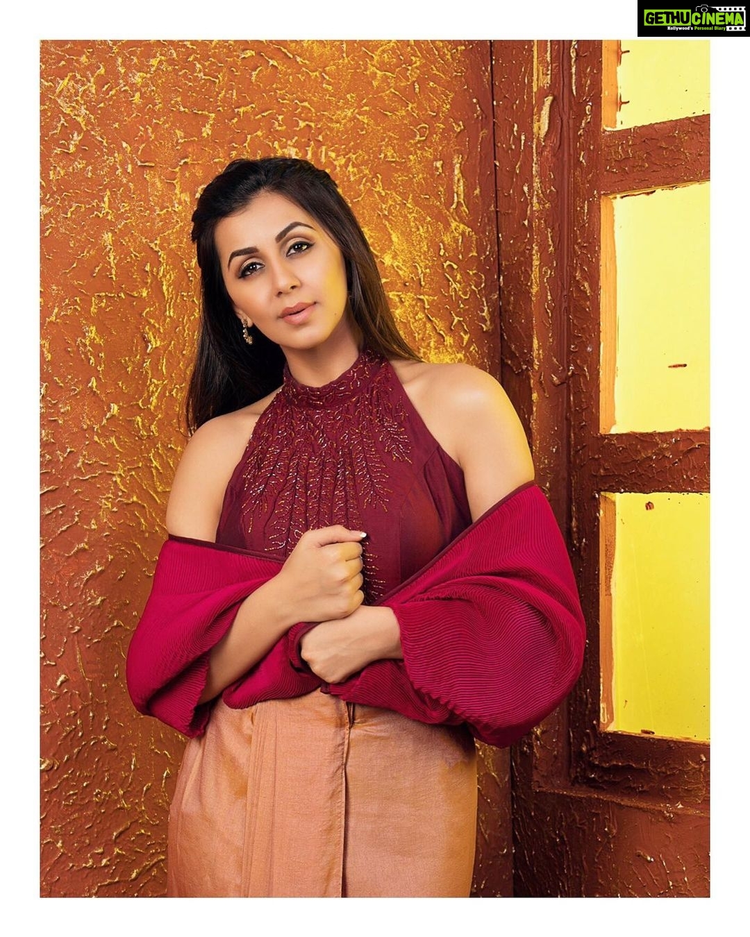 Nikki Galrani Instagram - πΊπ§π»ββοΈβ¨ @studio149 x @prachuprashanth x @danam_mua x @geethy_anand