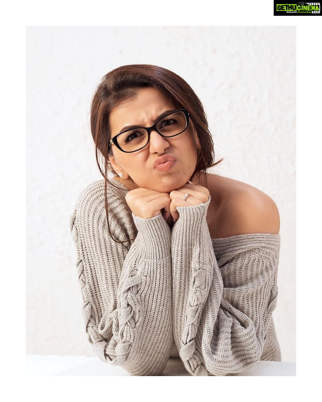 Nikki Galrani Instagram - Act #Serious they say 🤷🏻♀️🤓🤷🏻♀️ @prachuprashanth x @danam_mua x @geethy_anand