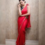 Nikki Galrani Instagram - For the opening of @revathistores_the_best_shop today at #RedHills #Chennai 🥰♥️ Outfit by @anjushankarofficial Make up & Hair by @voltstylebar Shot by @kiransaphotography ✨