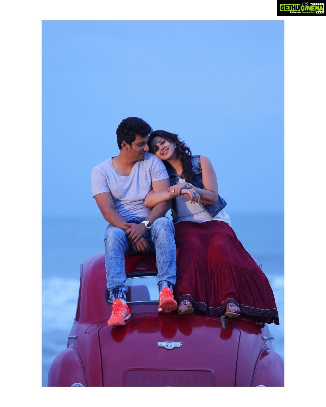 Nikki Galrani Instagram - It’s been a Roller Coaster ride for quite some time now...And it makes our entire team super happy to finally say that we RELEASE TODAY ♥️ #Kee finally in theatres 😄 @actorjiiva @kalees_dir