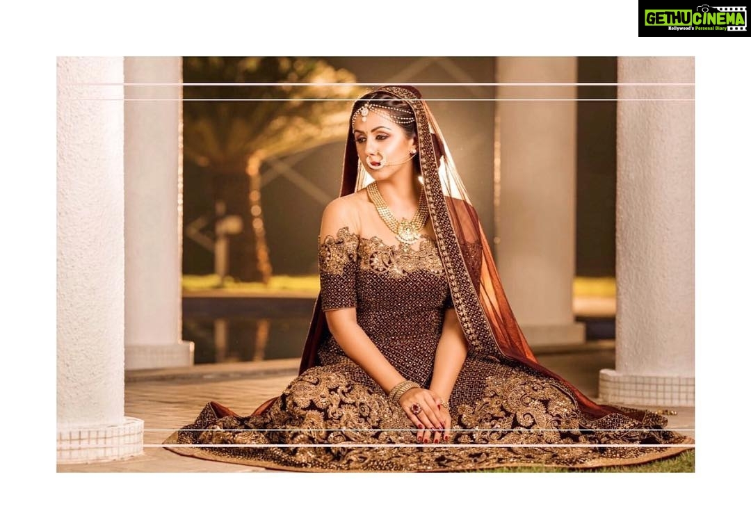 Nikki Galrani Instagram - #ThrowBack to this lovely shoot for the #WeddingVows Magazine ✨ Outfit from my store @fatiz_bridal_emporio #Hyderabad Jewellery by @chennaidiamonds Make up & hair by @samanthajagan Shot by @v.s.anandhakrishna ✨ #TBT