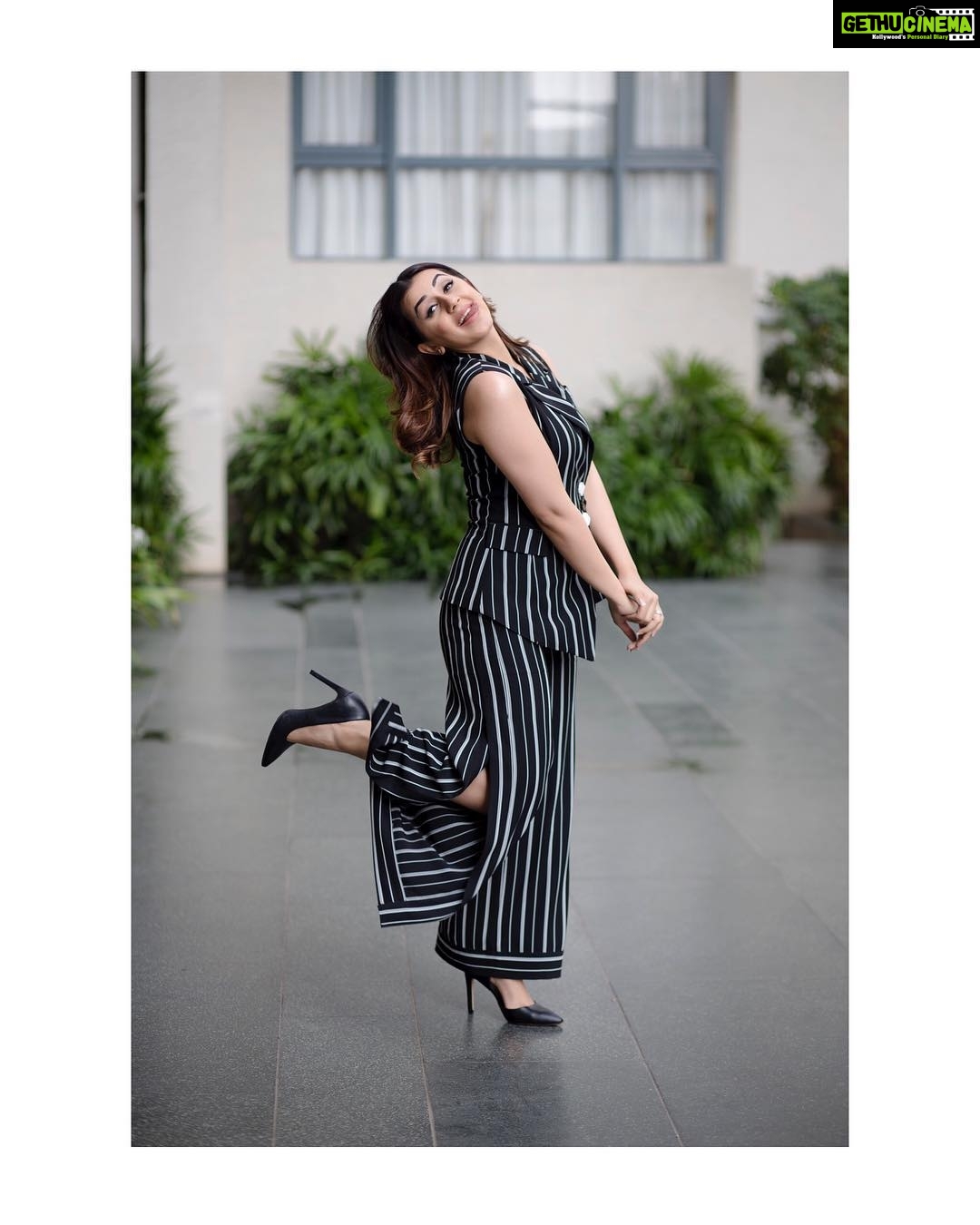Nikki Galrani Instagram - #3 #AboutYesterday !!! For the Press Meet of #CharlieChaplin2 π€ #CC2 Outfit by @HeraByAj Make Up by @Olivia.Anugraha Hair by @MakeOverByDeekshita Shot by @KiransaPhotography Styled @Blueprint_By_Navya_Divya & @DesignByBlueprint π§π»ββοΈ