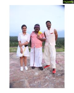 Nikki Galrani Instagram - When #Director turned #Actor 😄 #BTS #CC2 #CharlieChaplin2 💛