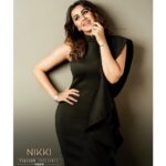 Nikki Galrani Instagram - #3 Sneak Peak from the #AnandaVikatan #Awards #2019 🖤 Make up & Hair by Team @prakatwork 🤗 Shot by @prachuprashanth ✨✨ #VikatanAwards Chennai, India