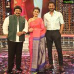 Nikki Galrani Instagram - Sneak Peek into the #AudioLaunch of #CharlieChaplin2 💖✨ #SunTv #DiwaliSpecial #CC2 #HappyDiwali 🎇 Outfit by @cliosilks Jewellery by @chennaidiamonds Styled by @dorothyjai 😊