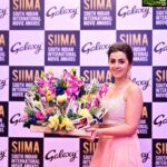 Nikki Galrani Instagram - It’s so good to be back at @siimawards 💖 Thank you for the lovely Galaxy Chocolates Hamper 🌸 @marsgalaxyindia #SIIMA2021 #Choosepleasure #GalaxyIndia #MarsWrigley #SIIMAonreels