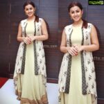 Nikki Galrani Instagram - In a @label_anushree outfit by @tifarachennai for the premier of #HaraHaraMahadevaKi last night😊😊😊