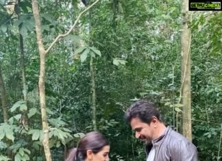 Nikki Galrani Instagram - Stronger than the action king @arjunsarjaa himself💪🏻 - I wish 😋 #BTS #Virunnu